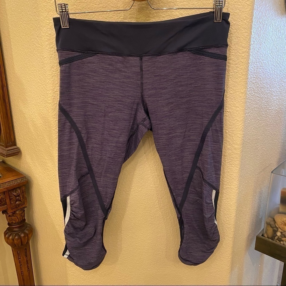 LULULEMON Women Purple Cropped Athletic Pants Size 8